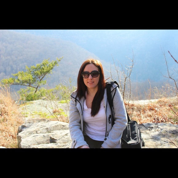 Meet your posher - Picture 4 of 4