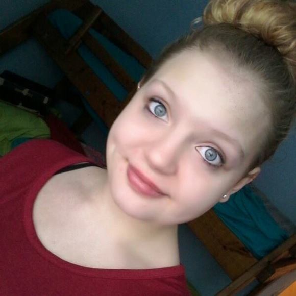 Meet your Posher, Lexie - Picture 1 of 1