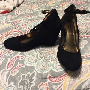 REDUCED***Nine West wedges