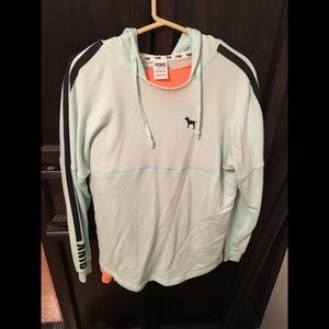 VS pink sweater (Mint green)