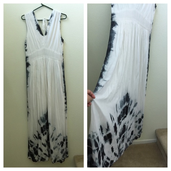 Tie Dye Open Back Maxi Dress - Picture 3 of 4