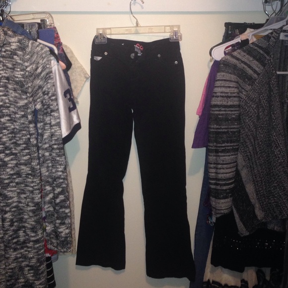 Black skinny jeans. 12 slim