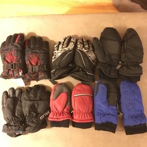 Boys winter gloves
