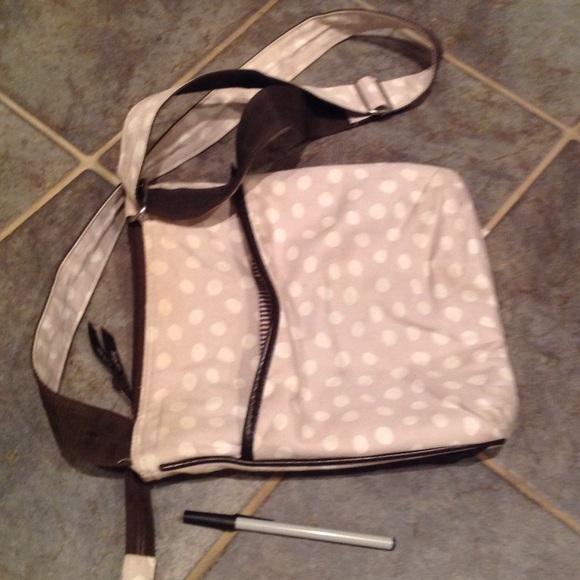 Purse. - Picture 2 of 2