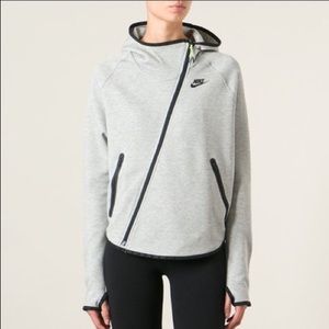 🚨sold🚨Nike asymmetric-zip jacket