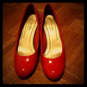 Red Mid-Heel Pumps