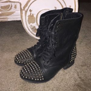 Steve Madden combat boots