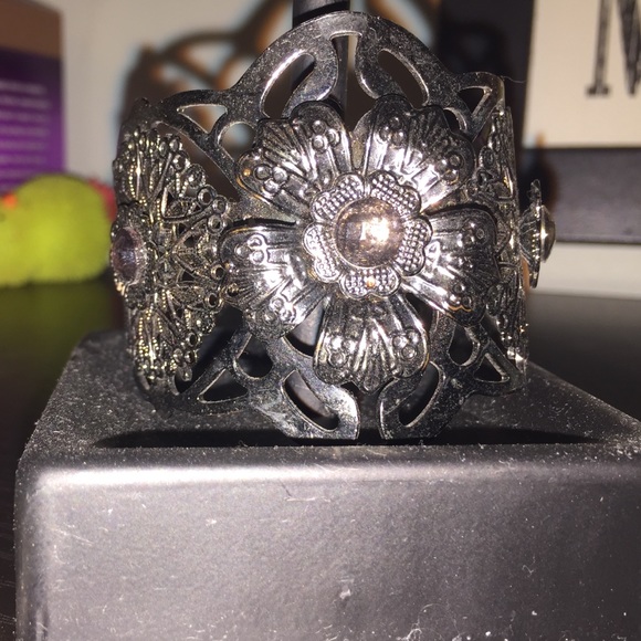 Black Flower Bracelet
