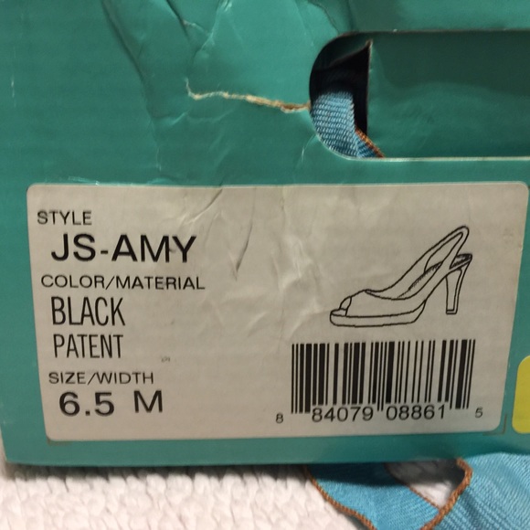 Black Patent Jessica Simpson Heels - Picture 3 of 3