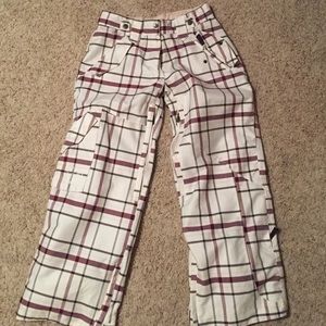 Snowboard pants
