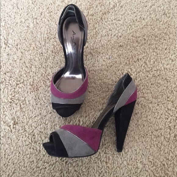 Anne Michelle Shoes - HP 🎉 d'orsay peep toe heels