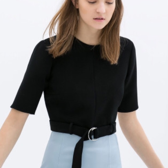 Zara Tops - Zara Crop Top with Buckled Belt