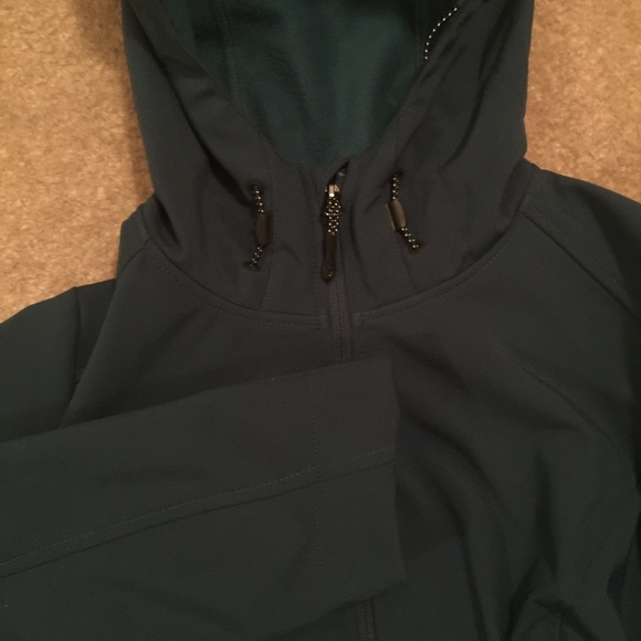Pea coat with hood