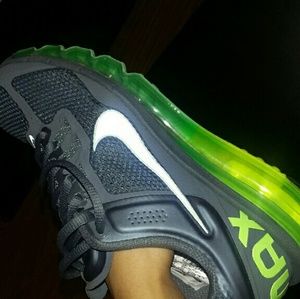 Women's nike air max