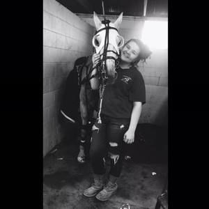 Meet your Posher, Candace