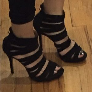 Black sandal heels