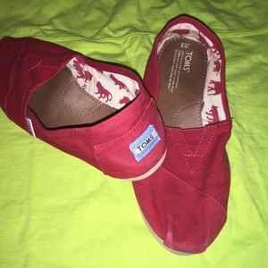 Red toms