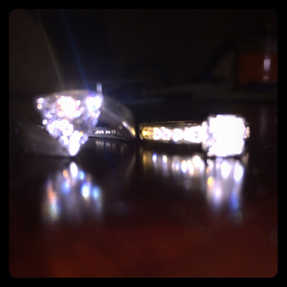 Stunning! Trillion cut diamonique ring