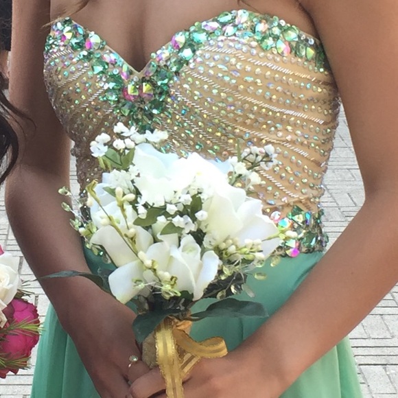 Sherri Hill Dress! - Picture 2 of 3