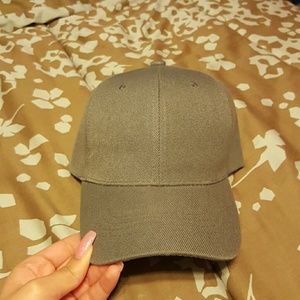 🚨 FINAL PRICE DROP!!! Celebrity style acrylic cap