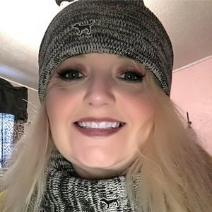 Meet your Posher, Vickie