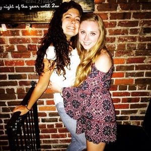 Meet your Posher, Cara