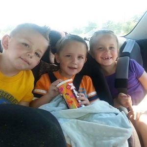 Meet your Posher, Crystal