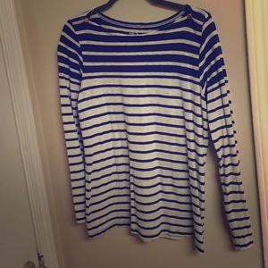Long sleeved blue and white stripped tee