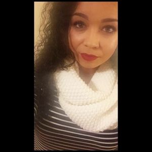 Meet your Posher, Lakea