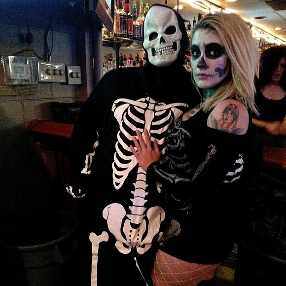 Meet your Posher, Sara - Picture 1 of 1