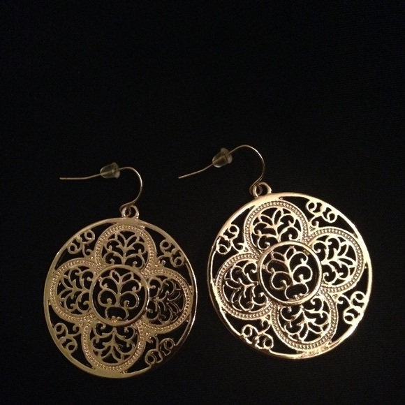 Jewelry - Earrings