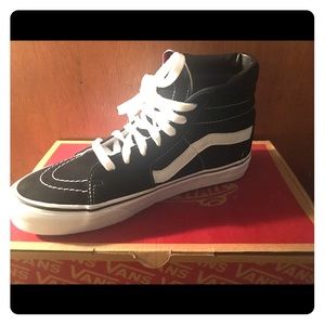 Vans  Sk8-Hi Black and White Sneakers