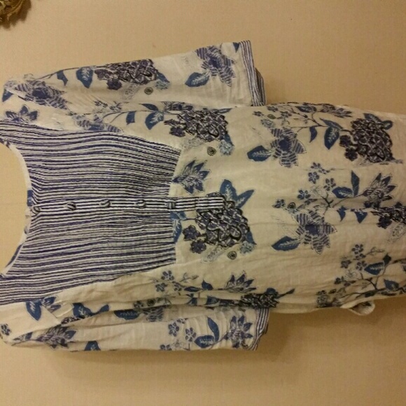 Anthropologie mermaid tunic size medium