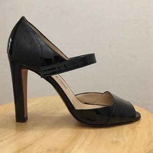 Manolo Blahnik patent leather Mary Janes - 37