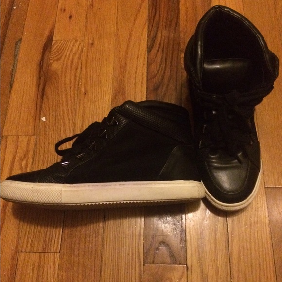 Zara high top sneaker