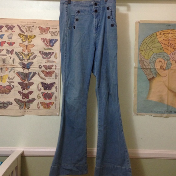 High waisted bell bottom jeans. From UO. Worn once