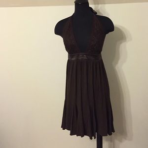 Brown sexy summer dress with lace details.