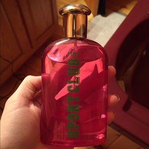 VS Sport club perfume