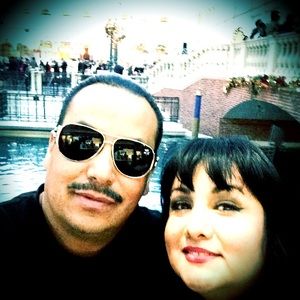 Meet your Posher, Veronica