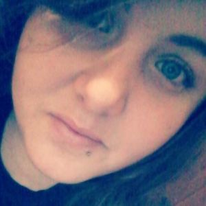 Meet your Posher, Calenna