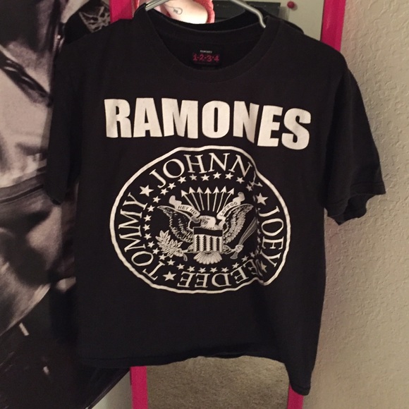 Hot Topic Tops - FINAL Ramones Tee