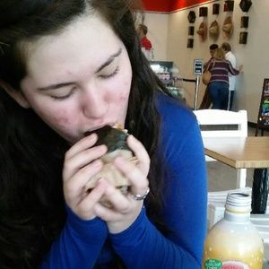 Meet your Posher, Jocelyn