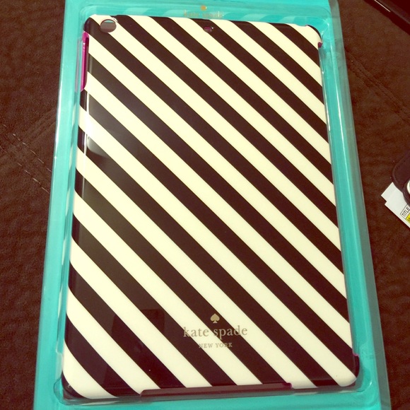 kate spade Accessories - Final price Kate Spade ♠️iPad Air hard case black