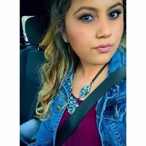 Meet your Posher, Kendra