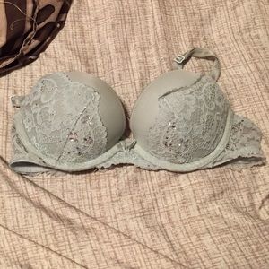 Victoria's Secret dream angel push-up bra