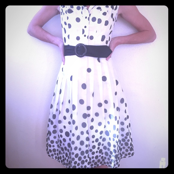 Kay Unger Dresses & Skirts - 💐Spring sale! Kay Unger silk party dress