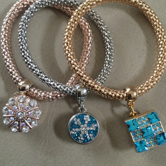 Snap It Up Jewelry - 🎉NEW🎉 Snap button bracelets