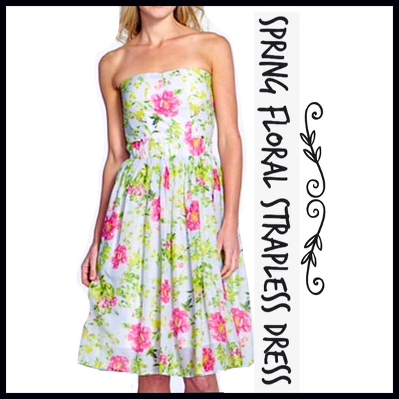 Floral Print Strapless Dress - Picture 2 of 4
