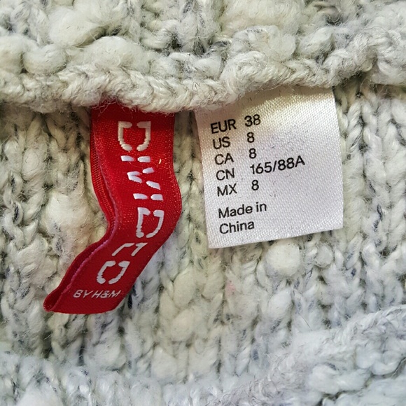 Sweater - Picture 3 of 4