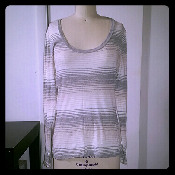 Old Navy long sleeve shirt
